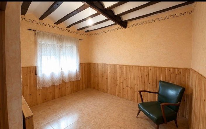 Image No.16-4 Bed Townhouse for sale