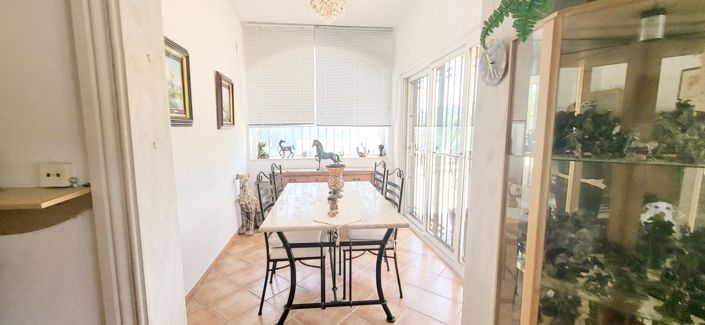 Image No.18-4 Bed Villa for sale