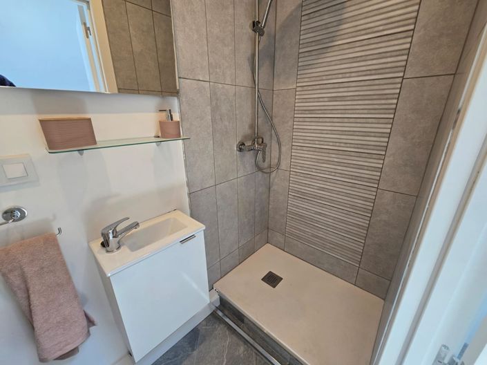 Image No.15-3 Bed Townhouse for sale