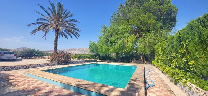 Image No.15-4 Bed Villa for sale