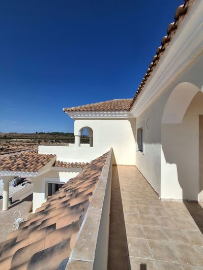 Image No.15-5 Bed Country House for sale