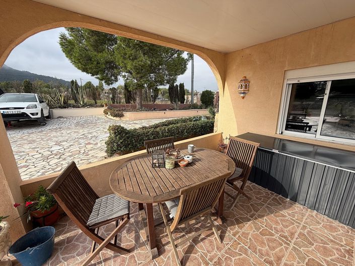 Image No.27-5 Bed Villa for sale