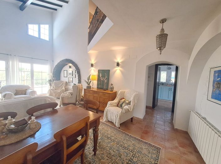 Image No.35-6 Bed Country House for sale