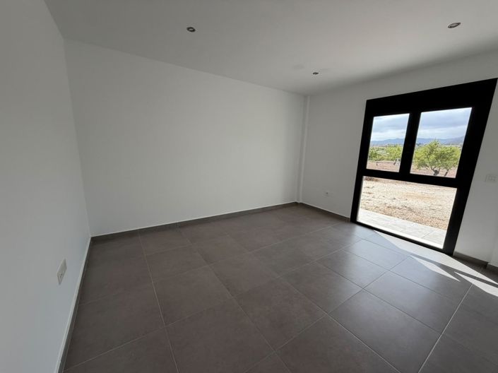 Image No.22-4 Bed Villa for sale