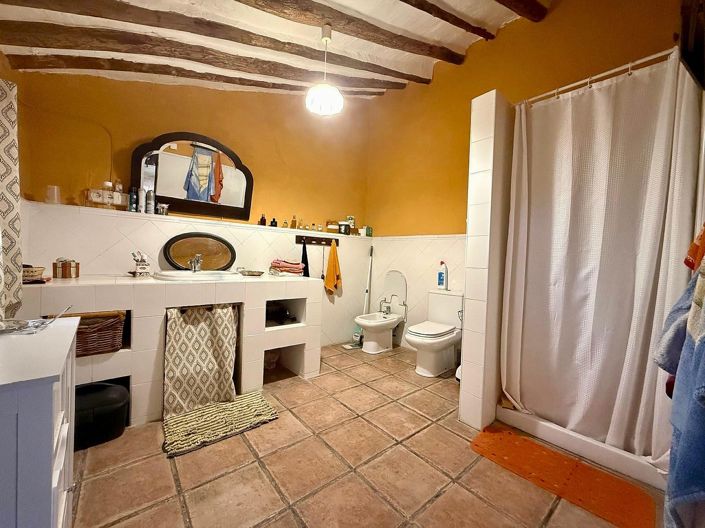 Image No.24-3 Bed Villa for sale