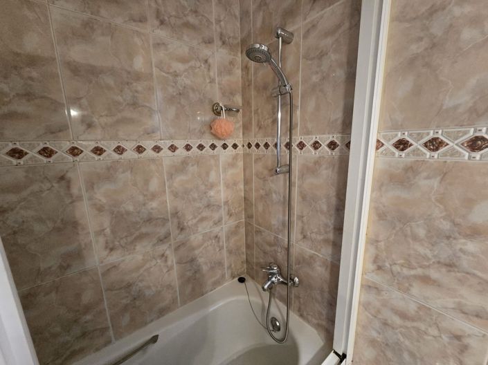 Image No.9-3 Bed Apartment for sale