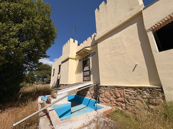 Image No.11-2 Bed Country House for sale