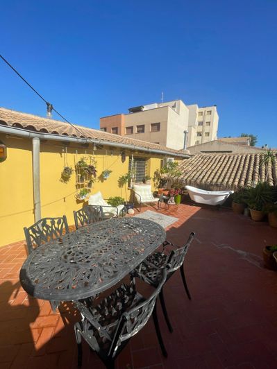 Image No.40-3 Bed Commercial for sale