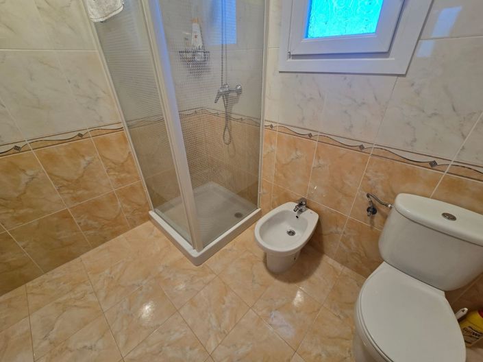 Image No.37-4 Bed Villa for sale