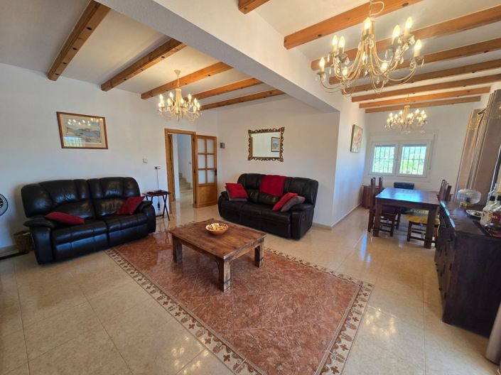 Image No.6-4 Bed Villa for sale