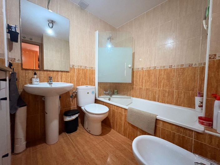 Image No.21-3 Bed Apartment for sale