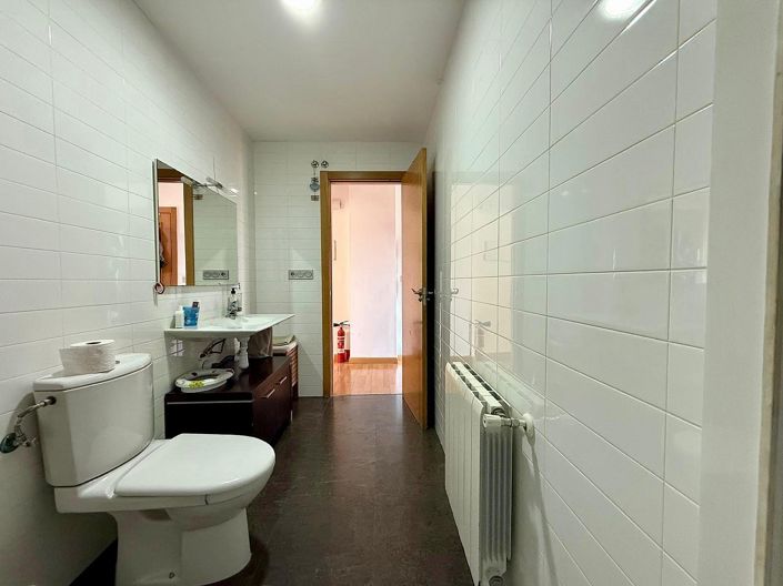 Image No.22-Appartement de 4 chambres à vendre à Yecla