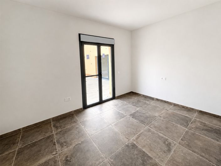 Image No.19-3 Bed Villa for sale