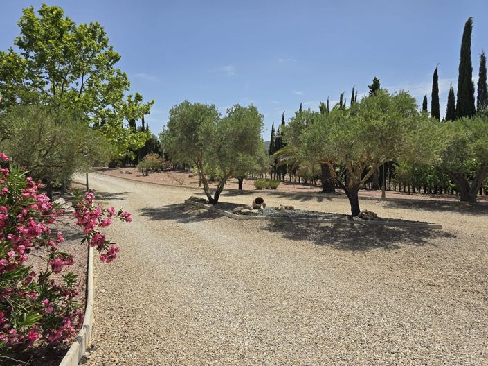 Image No.24-6 Bed Villa for sale
