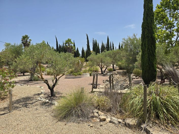 Image No.34-6 Bed Villa for sale