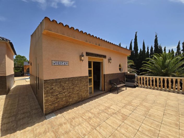 Image No.43-6 Bed Villa for sale