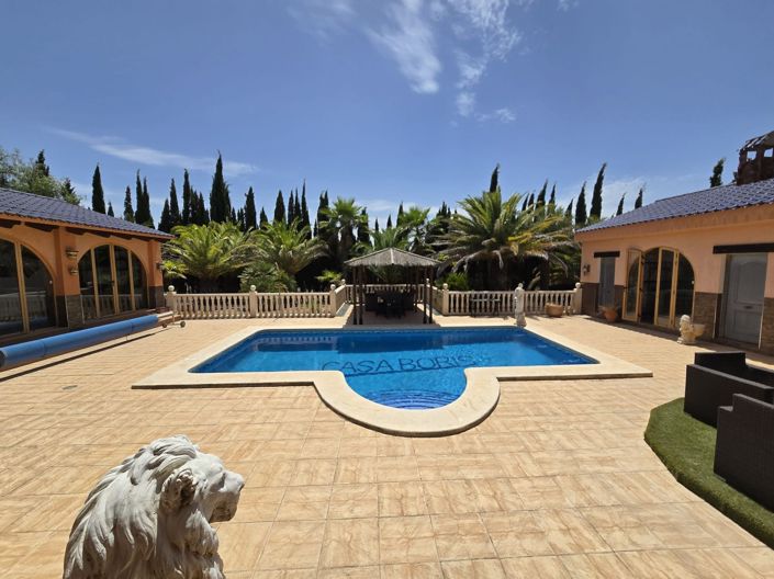 Image No.44-6 Bed Villa for sale