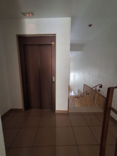 Image No.12-4 Bed Apartment for sale