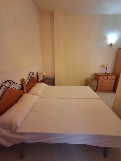 Image No.29-4 Bed Apartment for sale