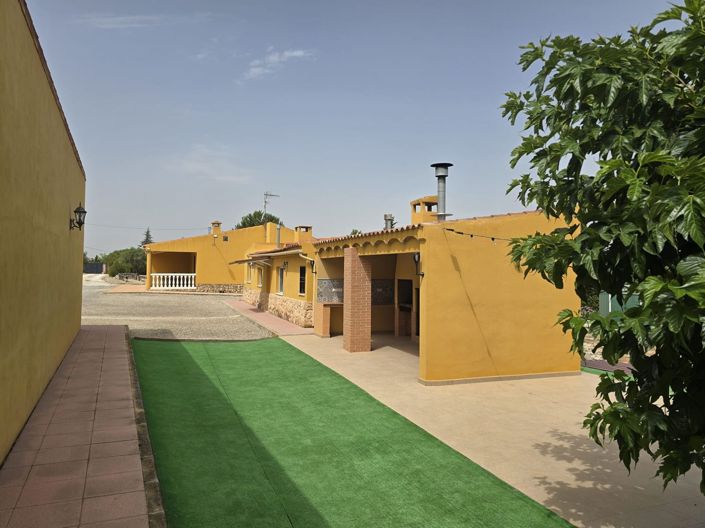 Image No.21-5 Bed Villa for sale