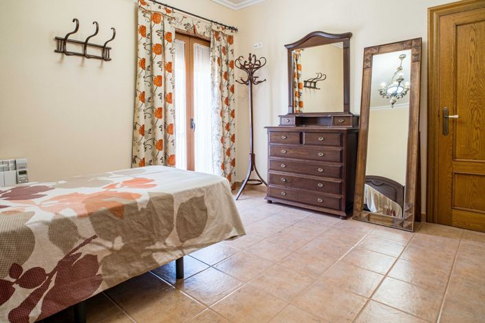 Image No.23-5 Bed Village House for sale