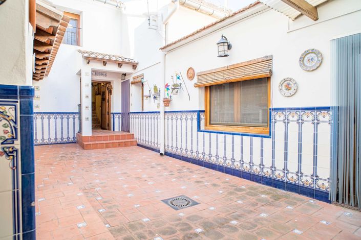 Image No.43-5 Bed Village House for sale