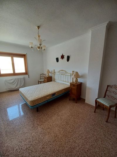 Image No.22-3 Bed Townhouse for sale