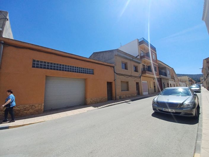 Image No.3-3 Bed Townhouse for sale