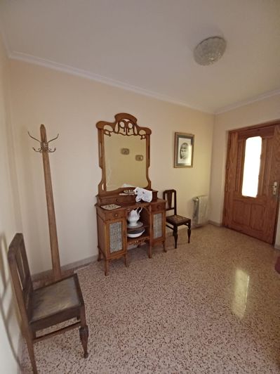 Image No.4-3 Bed Townhouse for sale