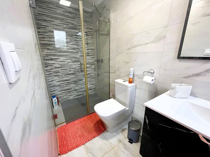 Image No.18-2 Bed Villa for sale
