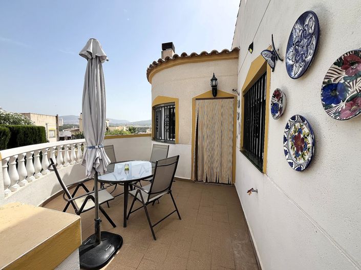 Image No.29-2 Bed Villa for sale