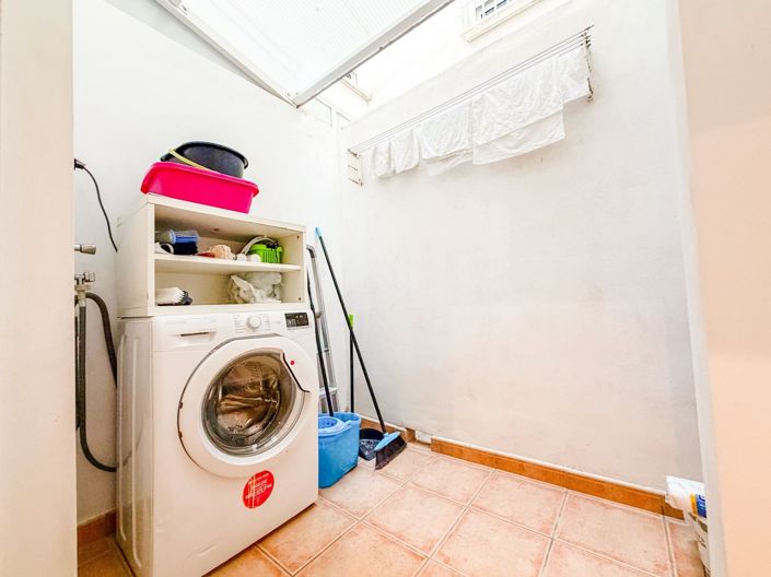 Image No.19-1 Bed Apartment for sale