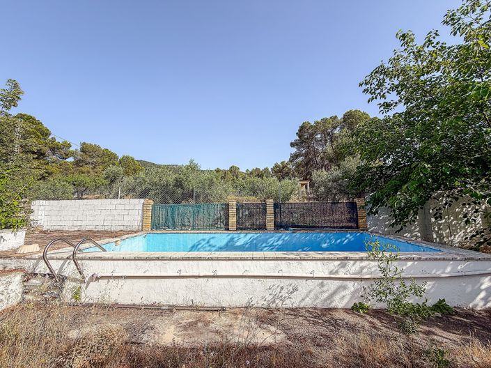 Image No.17-2 Bed Country House for sale