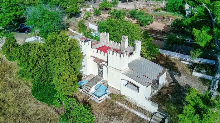 Image No.50-2 Bed Country House for sale