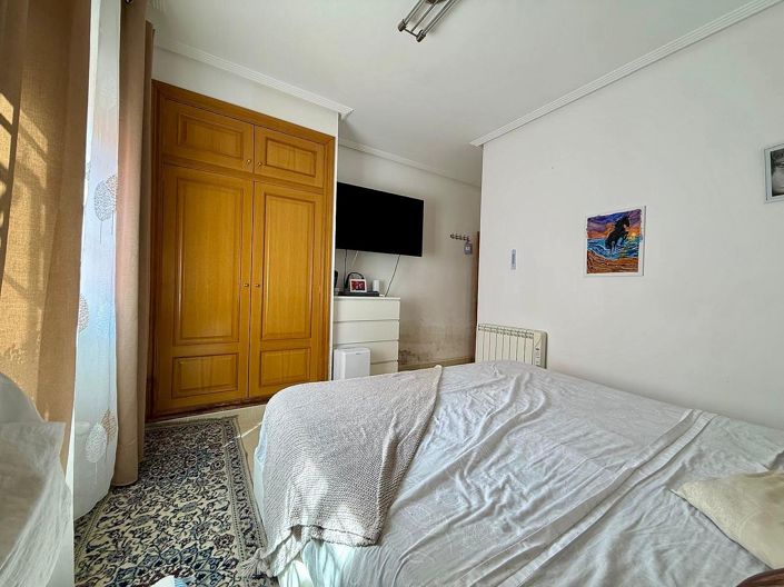 Image No.25-2 Bed Villa for sale