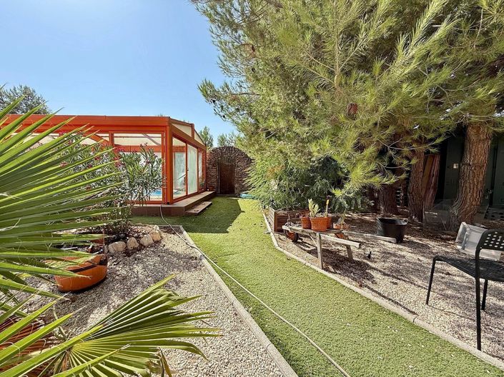 Image No.7-2 Bed Villa for sale