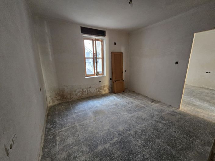 Image No.16-3 Bed Townhouse for sale