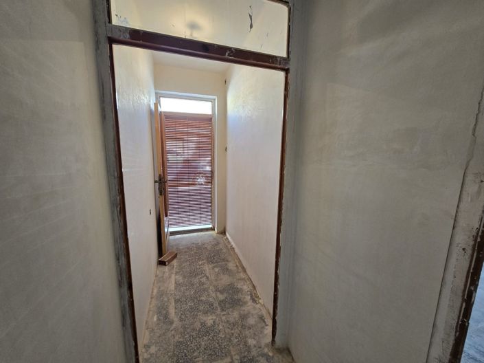 Image No.21-3 Bed Townhouse for sale