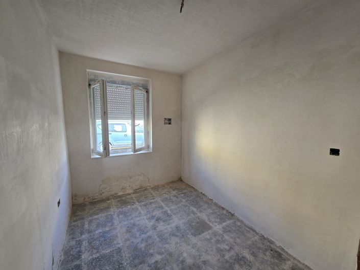Image No.23-3 Bed Townhouse for sale