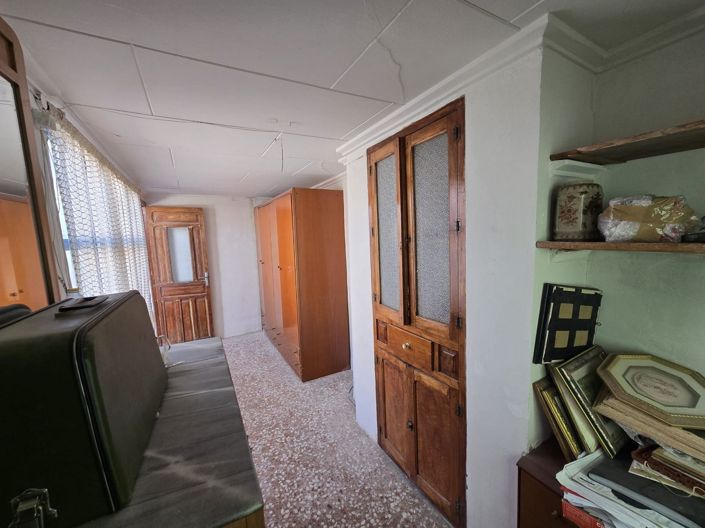 Image No.29-3 Bed Townhouse for sale
