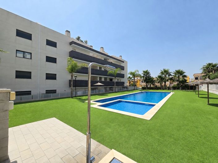 Image No.18-2 Bed Apartment for sale