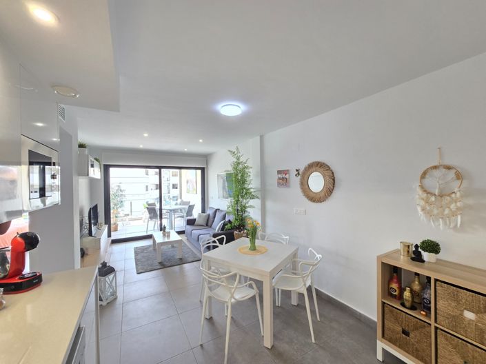 Image No.6-2 Bed Apartment for sale