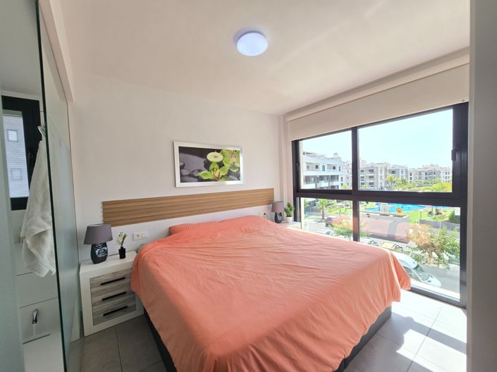 Image No.8-2 Bed Apartment for sale