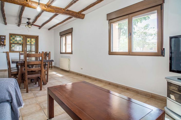 Image No.19-4 Bed Village House for sale