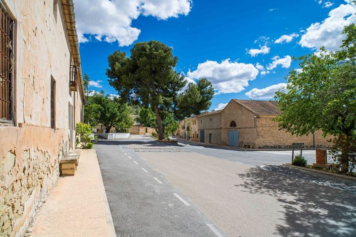 Image No.2-4 Bed Village House for sale