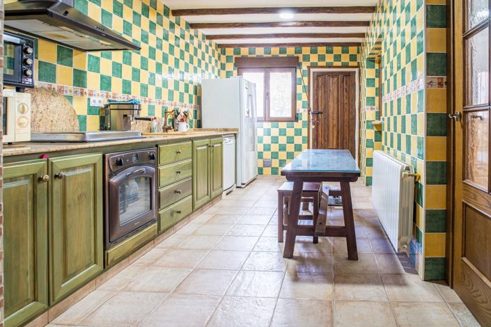 Image No.23-4 Bed Village House for sale