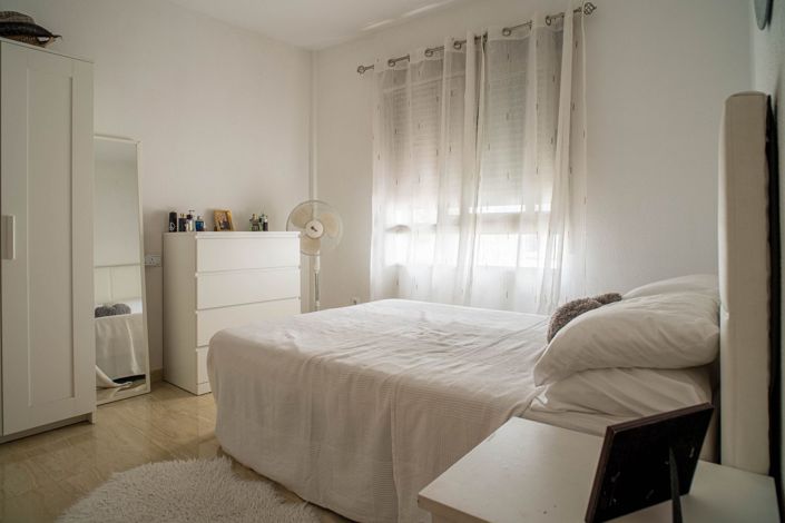 Image No.12-3 Bed Apartment for sale