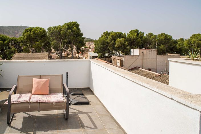Image No.23-3 Bed Apartment for sale