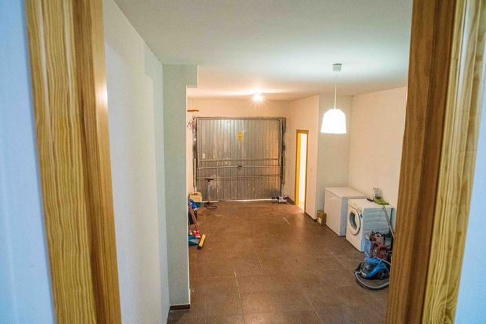 Image No.27-3 Bed Apartment for sale