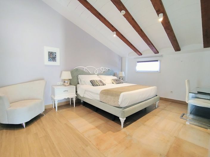 Image No.25-11 Bed Finca for sale